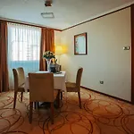 Grand ホテル