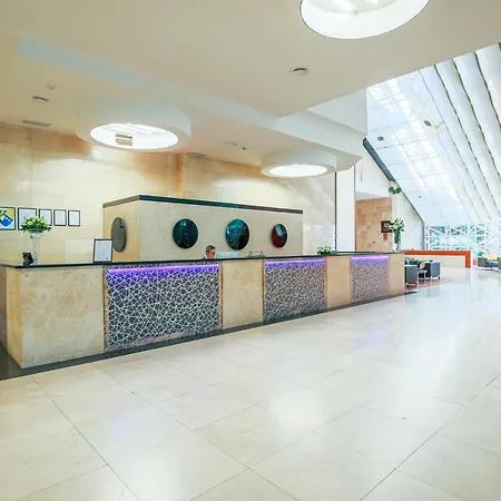 Grand Otel