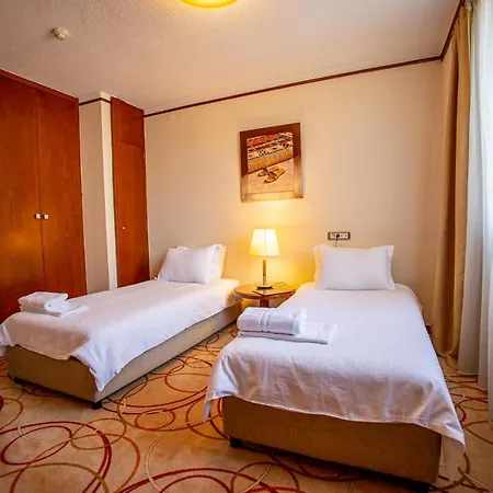 Ξενοδοχείο Grand 4*