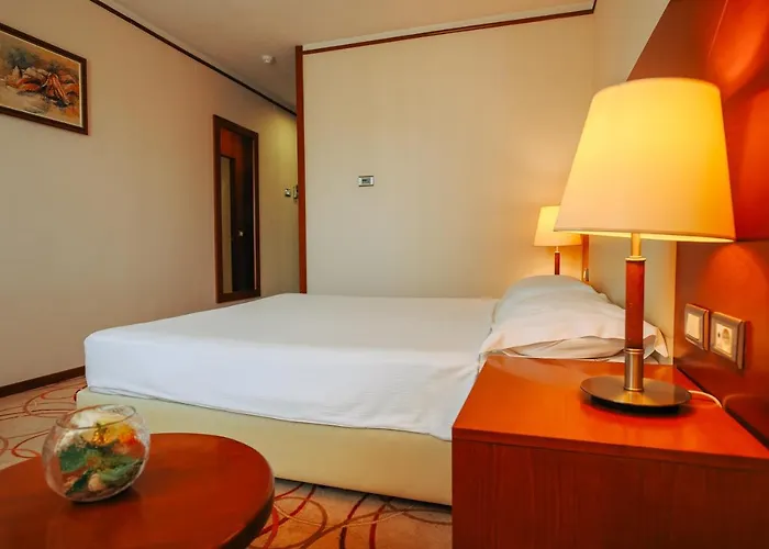 Hotel Grand 4*